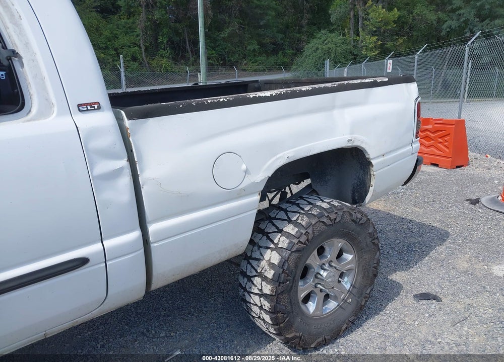 2001 DODGE RAM 2500 ST VIN: 1B7KF23631J581864