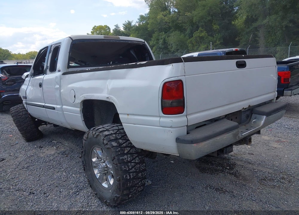 2001 DODGE RAM 2500 ST VIN: 1B7KF23631J581864