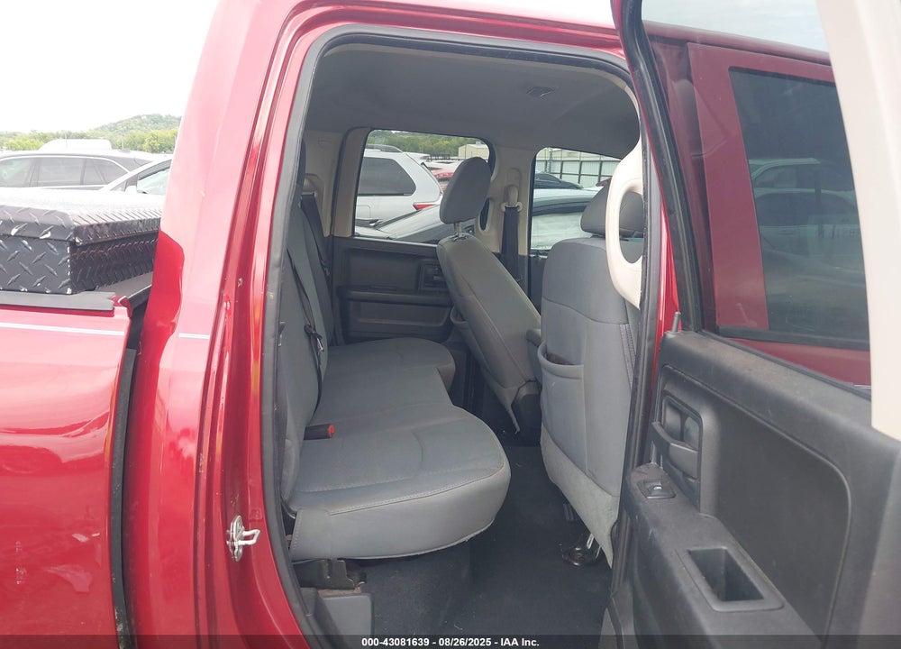 2013 RAM 1500 VIN: 1C6RR6FT0DS622925
