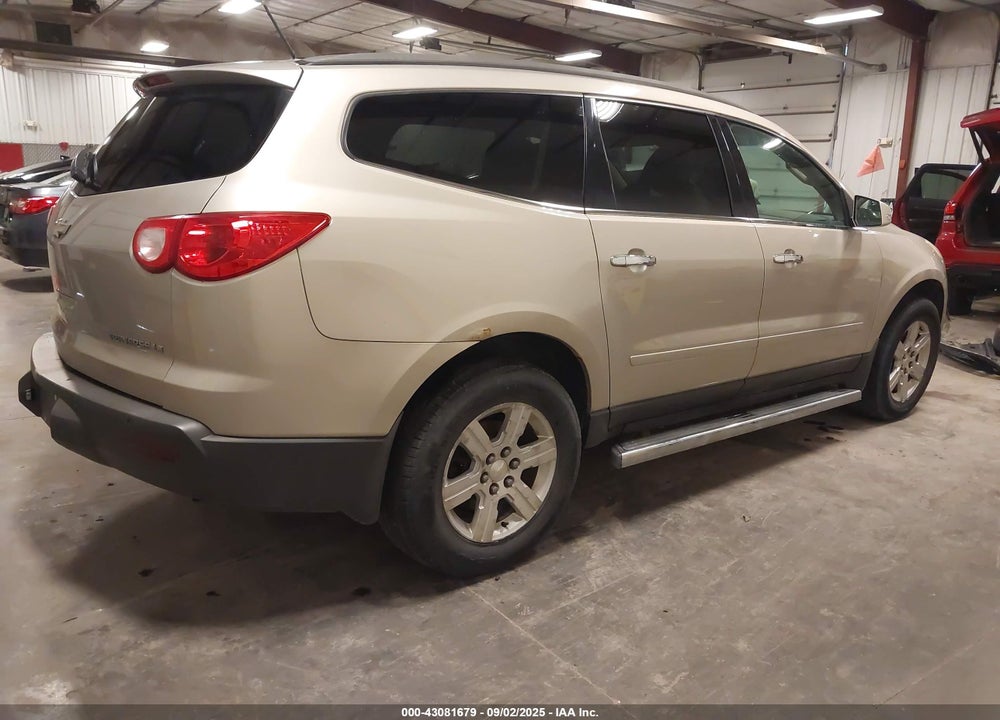 2011 CHEVROLET TRAVERSE VIN: 1GNKVJED8BJ294019