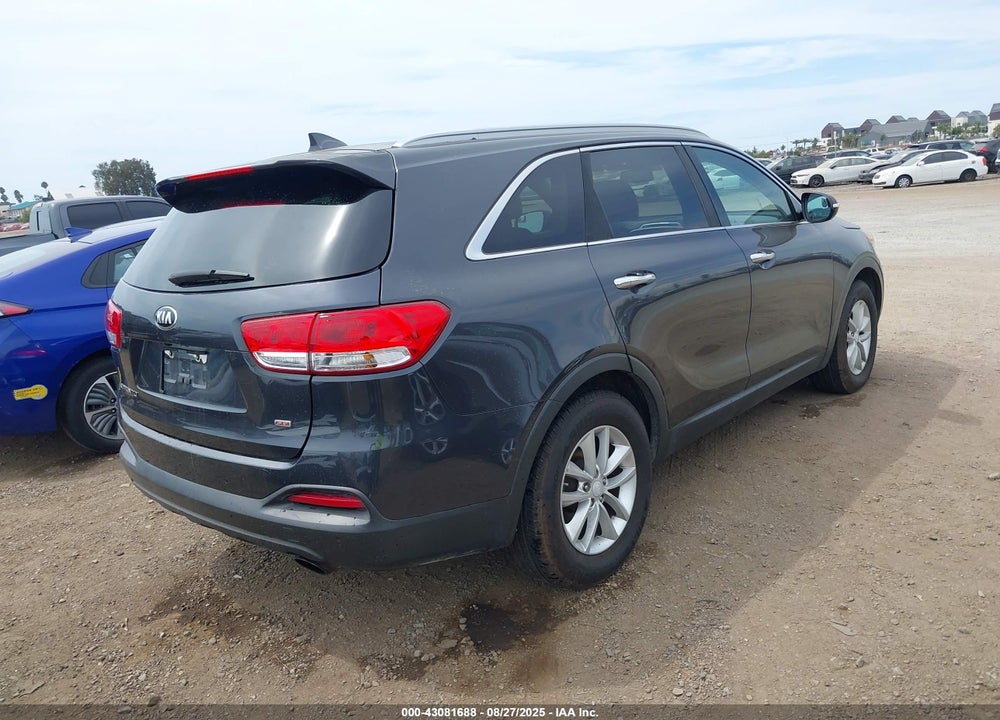 2017 KIA SORENTO 2.4L LX VIN: 5XYPG4A35HG279073