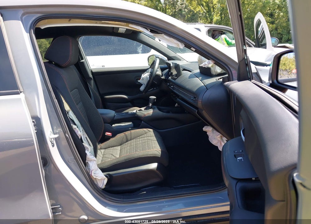 2025 HONDA HR-V VIN: 3CZRZ2H58SM764004