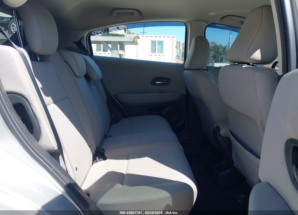 2016 HONDA HR-V LX VIN: 3CZRU5H30GM726983