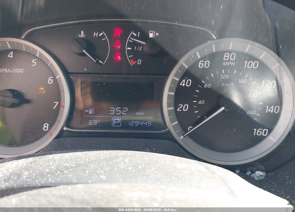 2015 NISSAN SENTRA VIN: 3N1AB7AP5FY231707