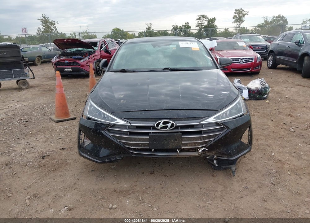 2020 HYUNDAI ELANTRA SE VIN: 5NPD74LF2LH525475