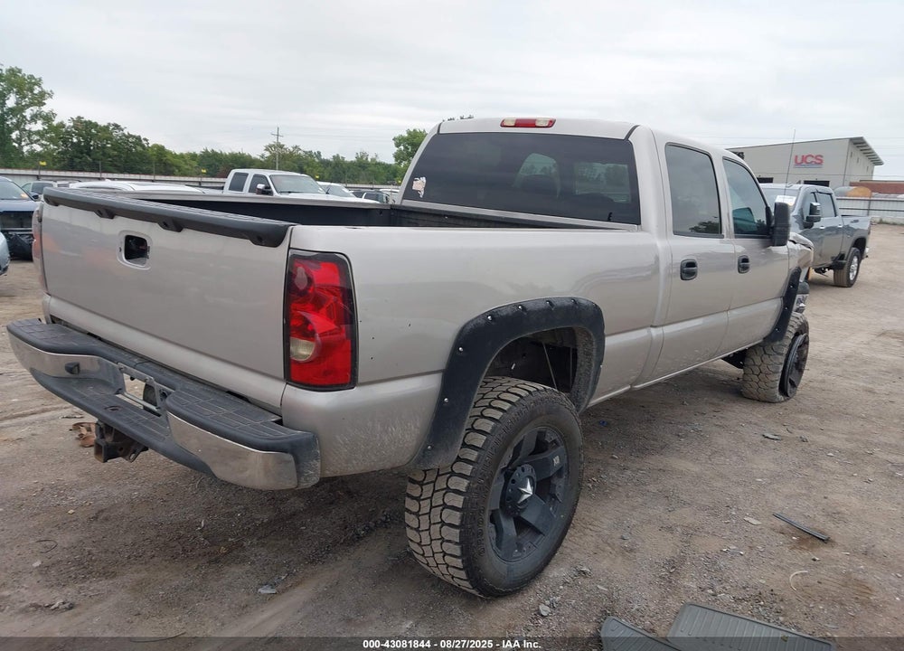 2004 CHEVROLET SILVERADO 2500 LT VIN: 1GCGK23U84F189194
