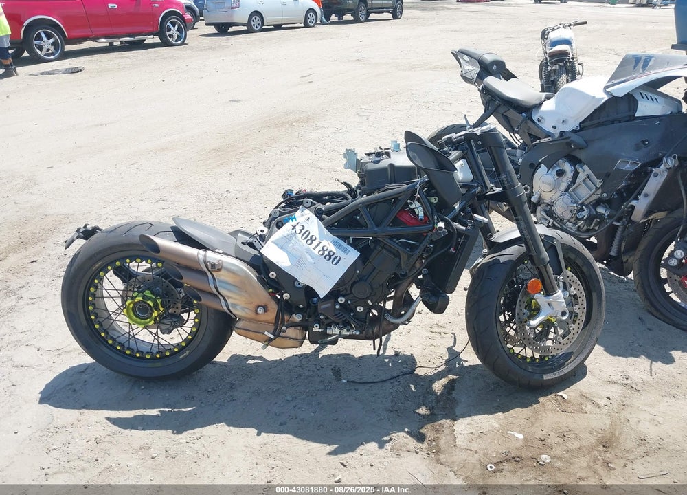 2020 M. V. AGUSTA BRUTALE 800 DRAGSTER RR VIN: ZCGPJGNU0LV004710