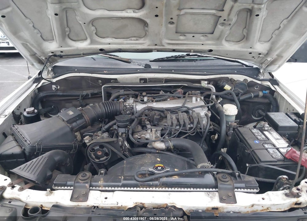2002 MITSUBISHI MONTERO SPORT ES/LS VIN: JA4LS21H82J048585