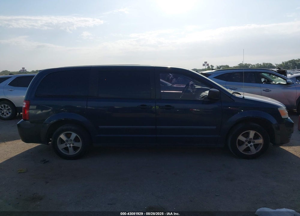 2008 DODGE GRAND CARAVAN VIN: 1D8HN44H18B181302