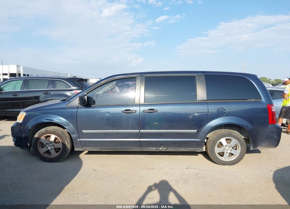 2008 DODGE GRAND CARAVAN VIN: 1D8HN44H18B181302