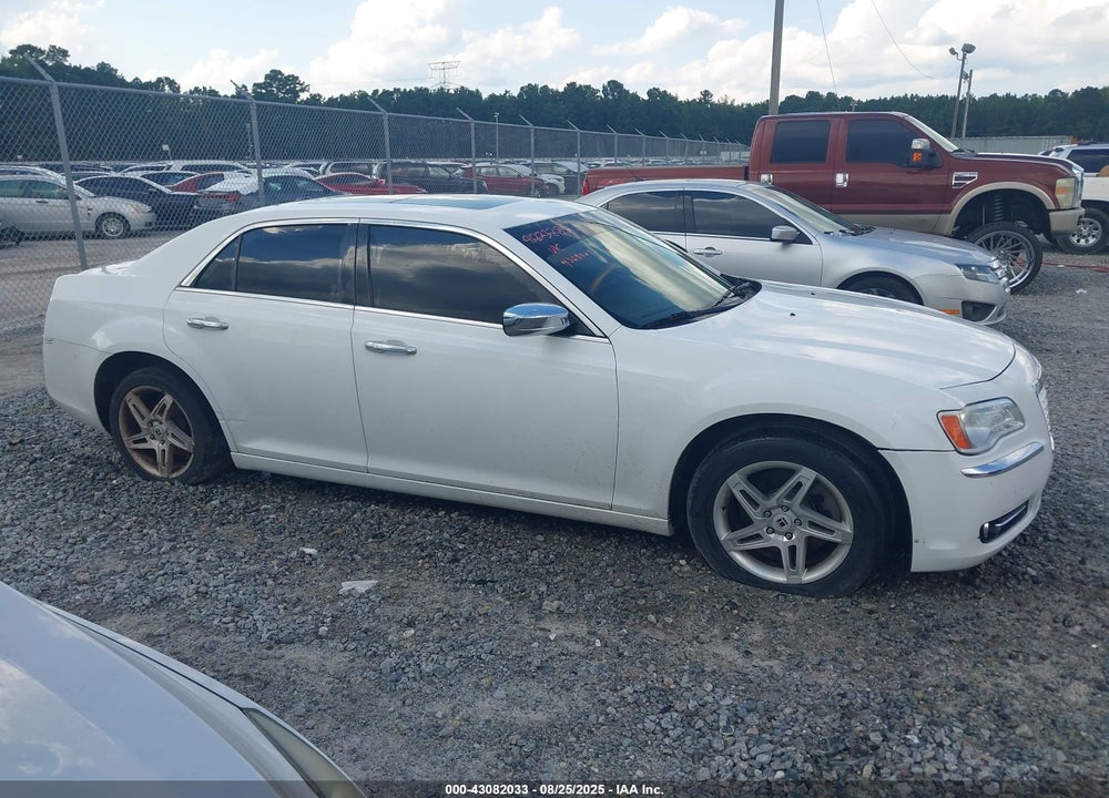 2014 CHRYSLER 300C AWD VIN: 2C3CCAKG5EH273284