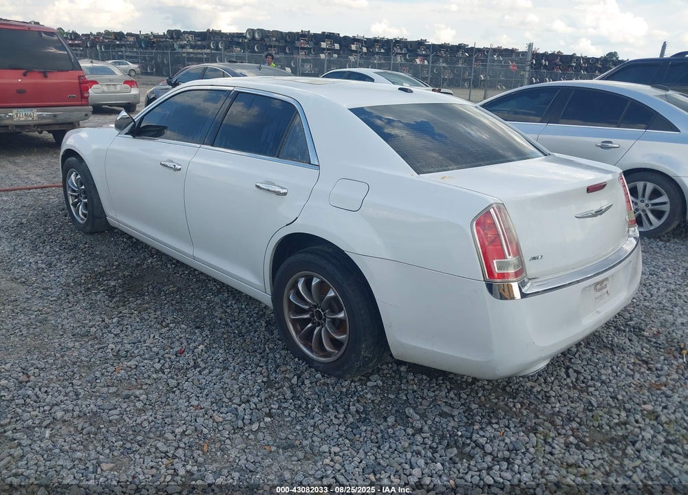 2014 CHRYSLER 300C AWD VIN: 2C3CCAKG5EH273284
