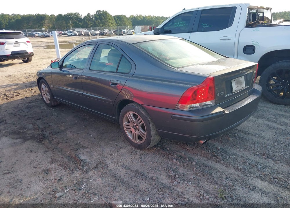 2005 VOLVO S60 2.5T VIN: YV1RS592352474548