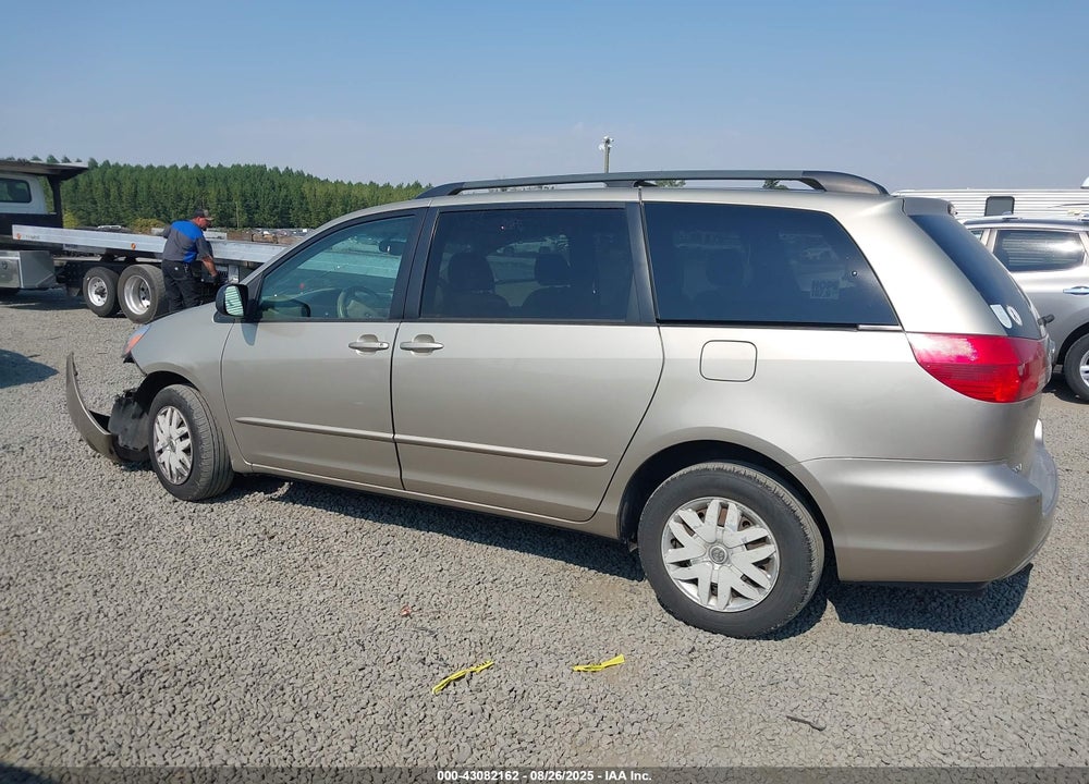 2004 TOYOTA SIENNA LE VIN: 5TDZA23C84S017816
