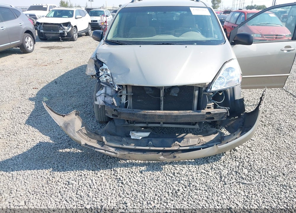2004 TOYOTA SIENNA LE VIN: 5TDZA23C84S017816