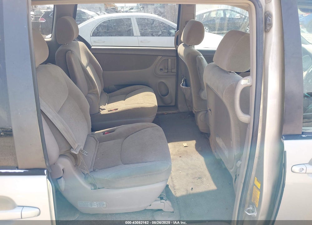2004 TOYOTA SIENNA LE VIN: 5TDZA23C84S017816