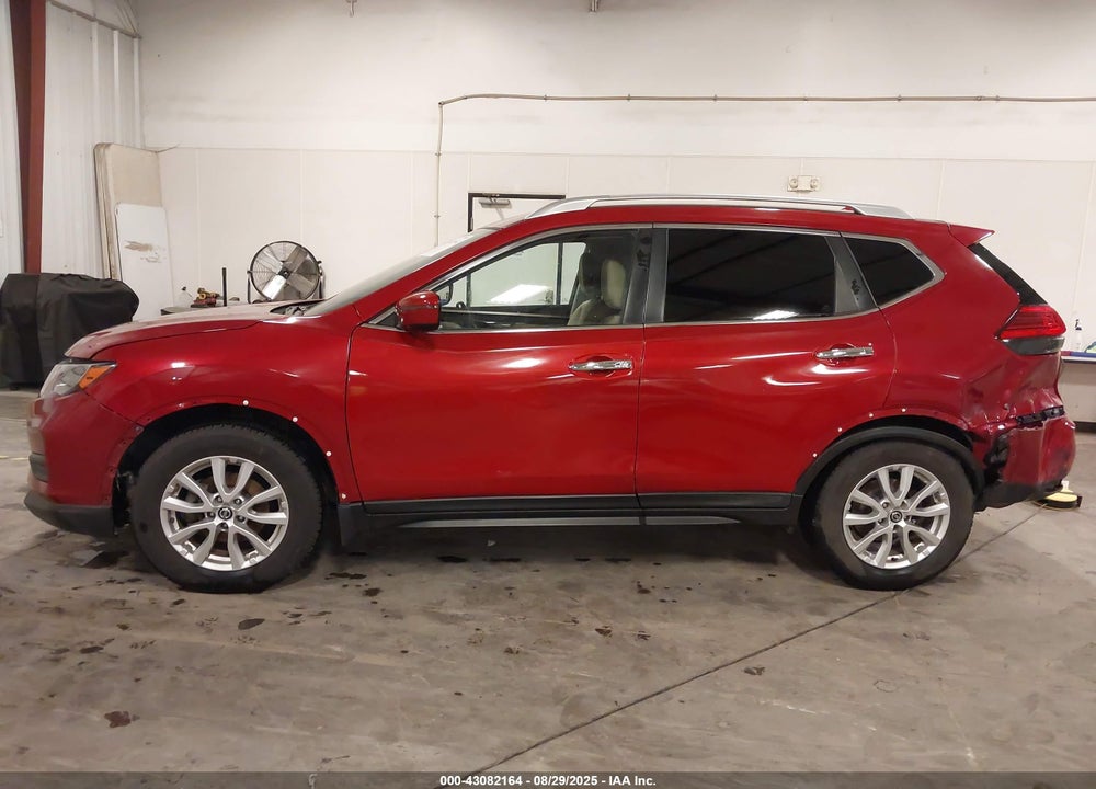 2017 NISSAN ROGUE VIN: JN8AT2MTXHW394633