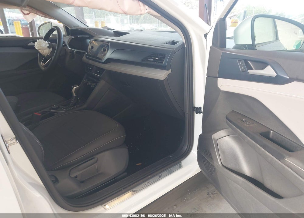 2024 VOLKSWAGEN TAOS VIN: 3VVVX7B27RM089358