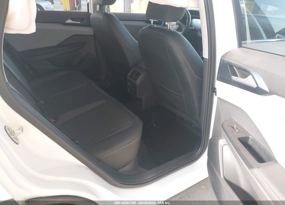 2024 VOLKSWAGEN TAOS VIN: 3VVVX7B27RM089358