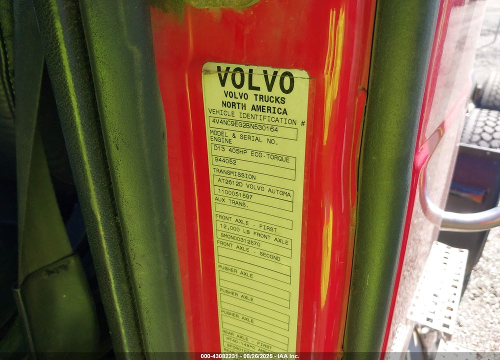2011 VOLVO VN VNL VIN: 4V4NC9EG2BN530164