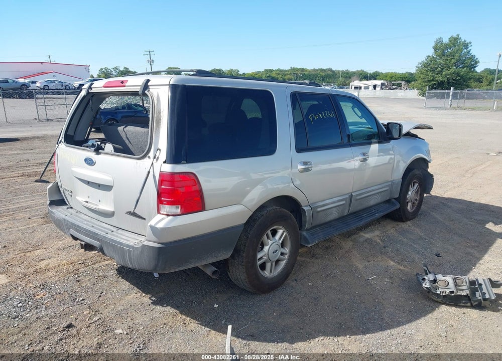 2004 FORD EXPEDITION XLT VIN: 1FMPU16W14LA49101