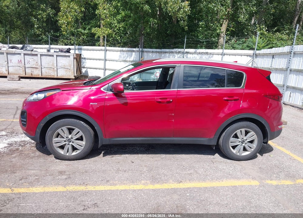 2018 KIA SPORTAGE LX VIN: KNDPMCAC1J7322863