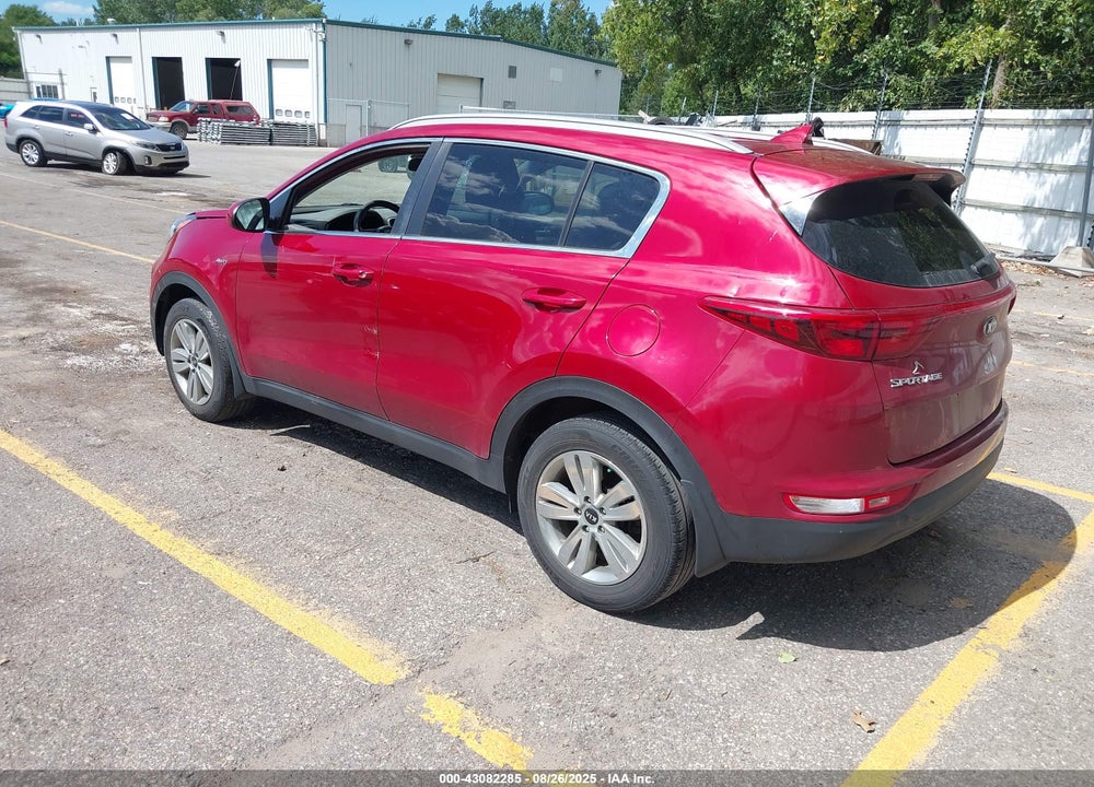 2018 KIA SPORTAGE LX VIN: KNDPMCAC1J7322863