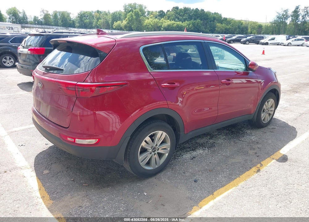 2018 KIA SPORTAGE LX VIN: KNDPMCAC1J7322863