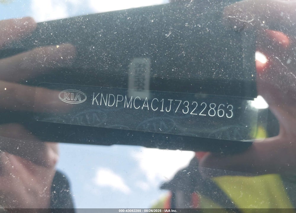 2018 KIA SPORTAGE LX VIN: KNDPMCAC1J7322863