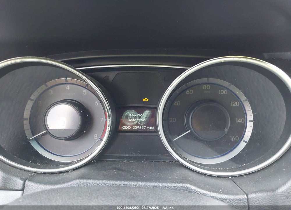 2011 HYUNDAI SONATA VIN: 5NPEC4AC0BH030408