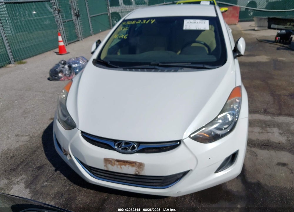 2012 HYUNDAI ELANTRA VIN: 5NPDH4AE2CH071963
