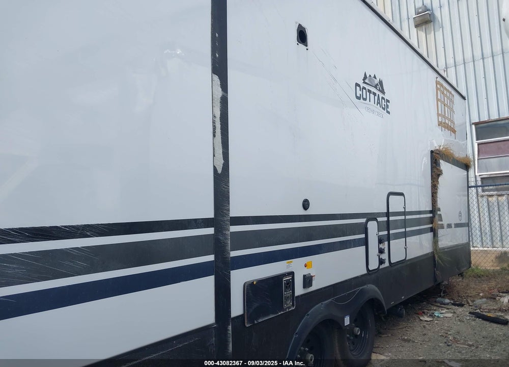 2025 FORREST CAMPER VIN: 4X4TCRS29SS234405