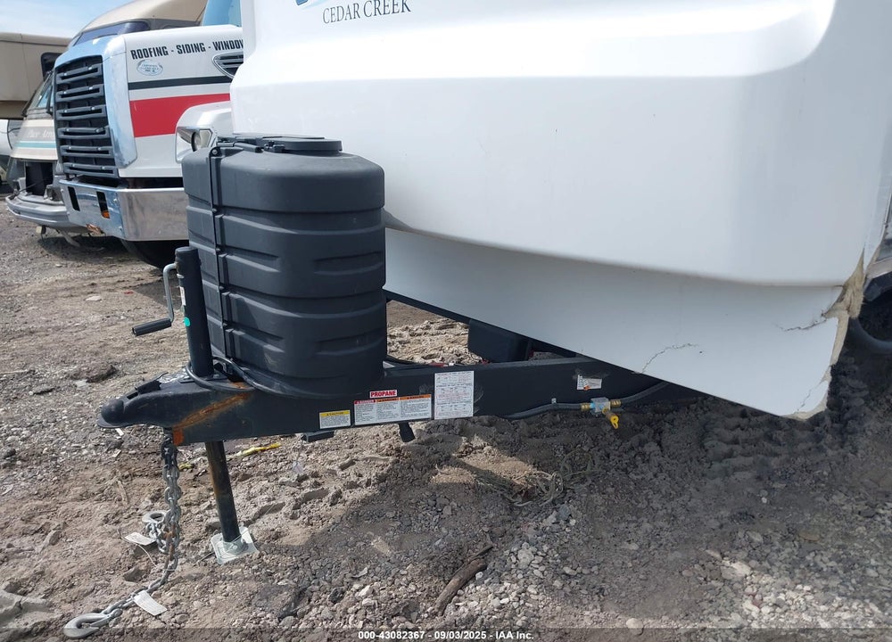 2025 FORREST CAMPER VIN: 4X4TCRS29SS234405