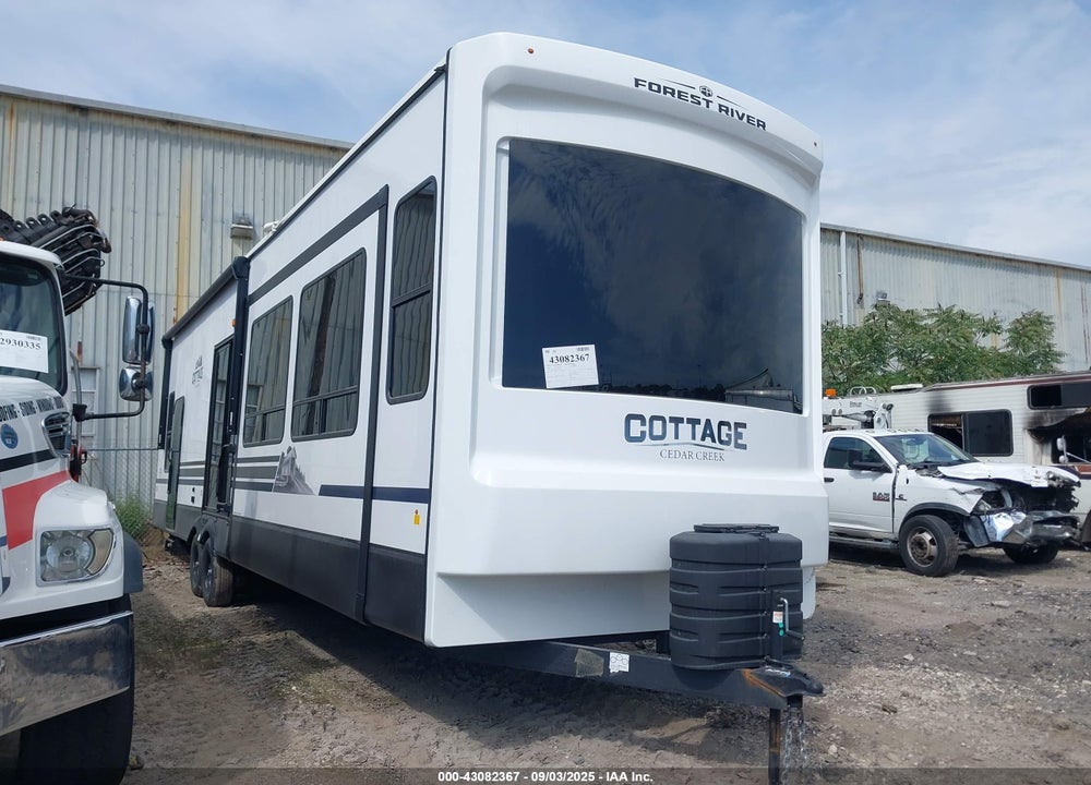 2025 FORREST CAMPER VIN: 4X4TCRS29SS234405