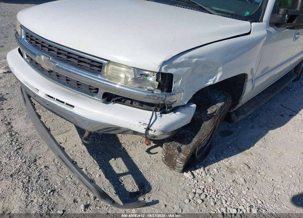 2003 CHEVROLET SUBURBAN 1500 LT VIN: 1GNFK16Z13J265726