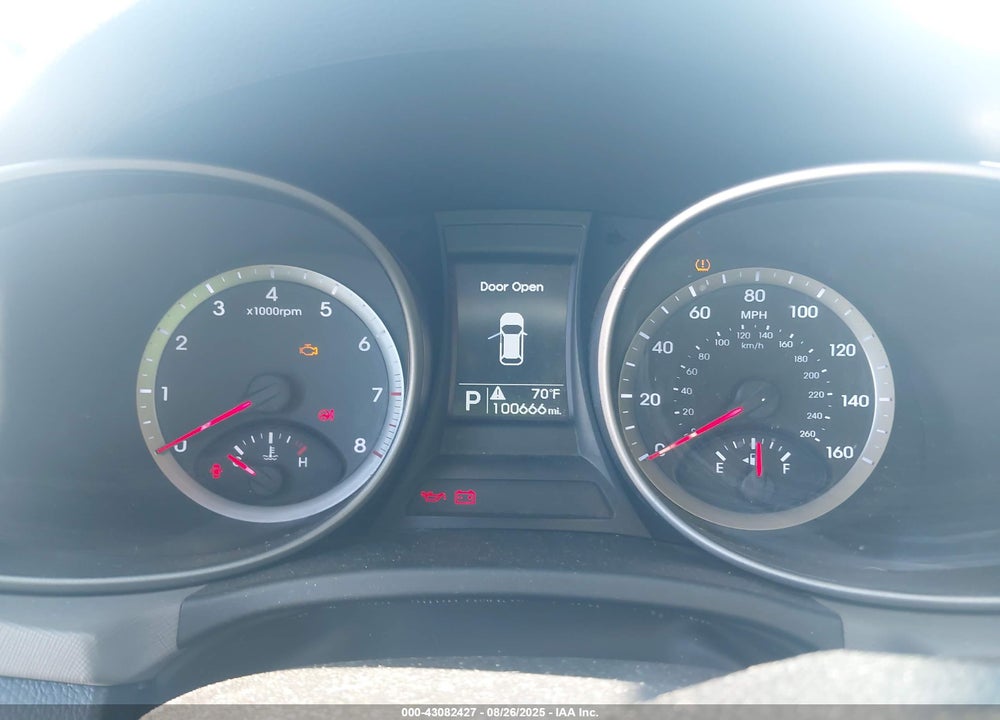 2013 HYUNDAI SANTA FE VIN: 5XYZTDLB1DG044169