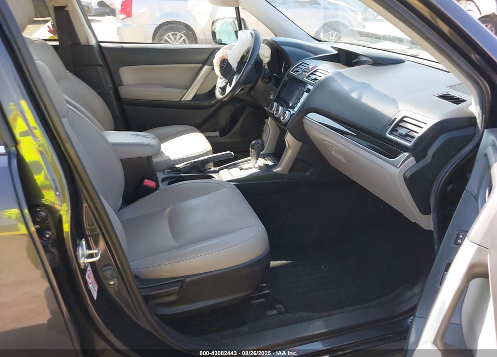 2017 SUBARU FORESTER VIN: JF2SJAJC0HH510321