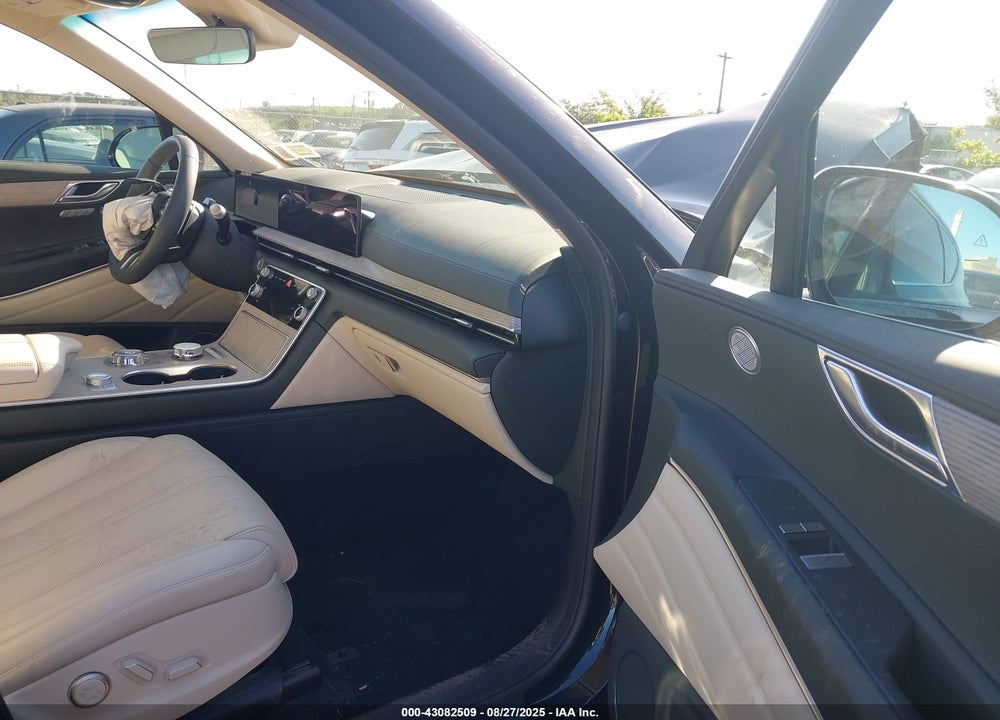 2025 GENESIS GV80 2.5T SELECT AWD VIN: KMUHGESB6SU251205