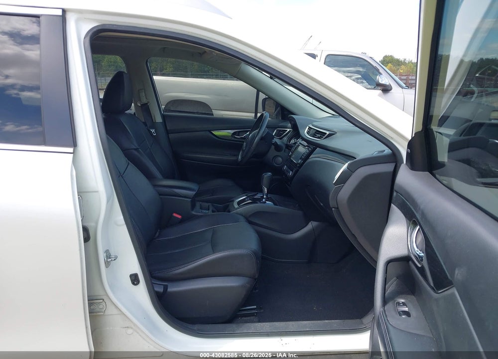 2016 NISSAN ROGUE SL VIN: 5N1AT2MV8GC840870