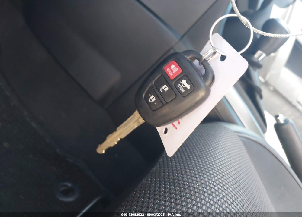 2016 TOYOTA COROLLA VIN: 2T1BURHE7GC566951