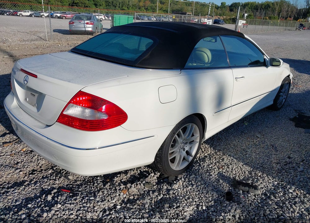 2008 MERCEDES-BENZ CLK 350 VIN: WDBTK56F48F237517