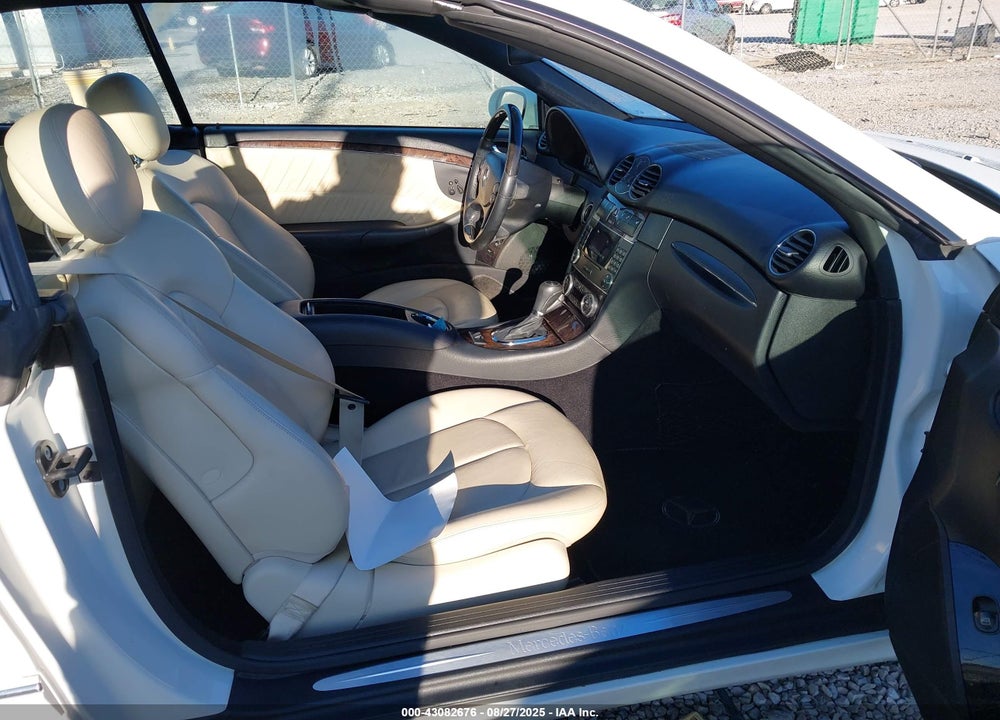 2008 MERCEDES-BENZ CLK 350 VIN: WDBTK56F48F237517