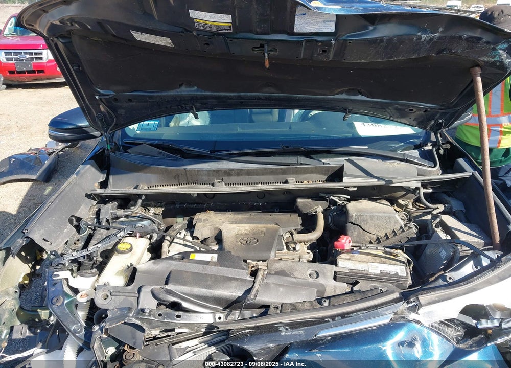 2017 TOYOTA RAV4 VIN: 2T3DFREV4HW665659