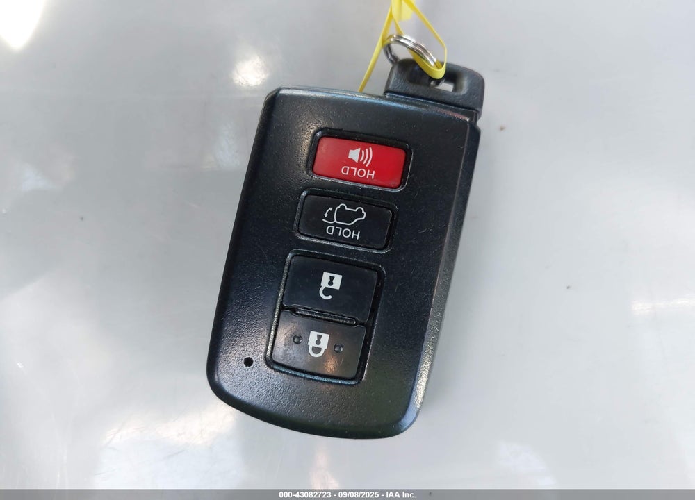 2017 TOYOTA RAV4 VIN: 2T3DFREV4HW665659