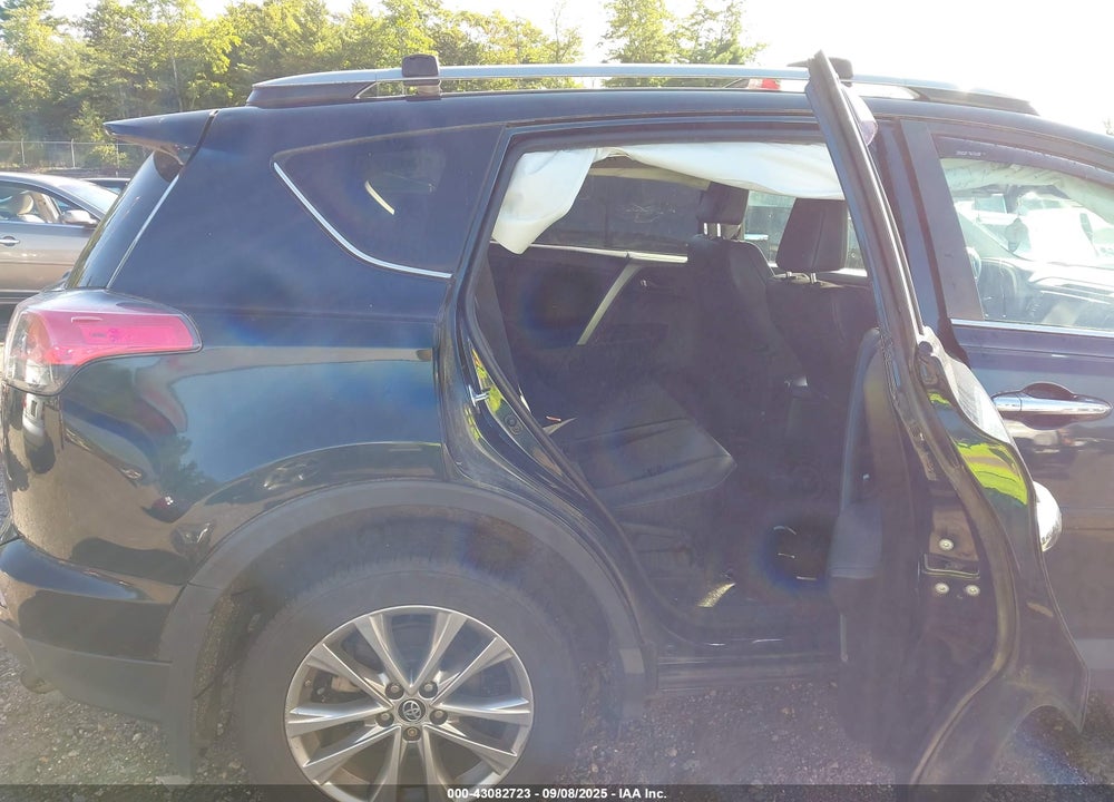 2017 TOYOTA RAV4 VIN: 2T3DFREV4HW665659