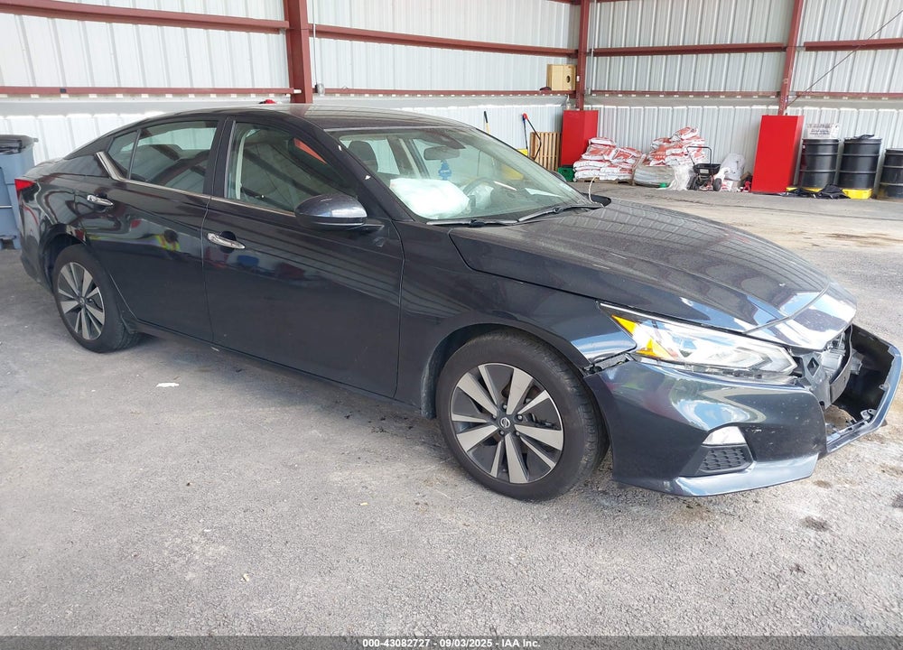 2022 NISSAN ALTIMA SV FWD VIN: 1N4BL4DV4NN400110