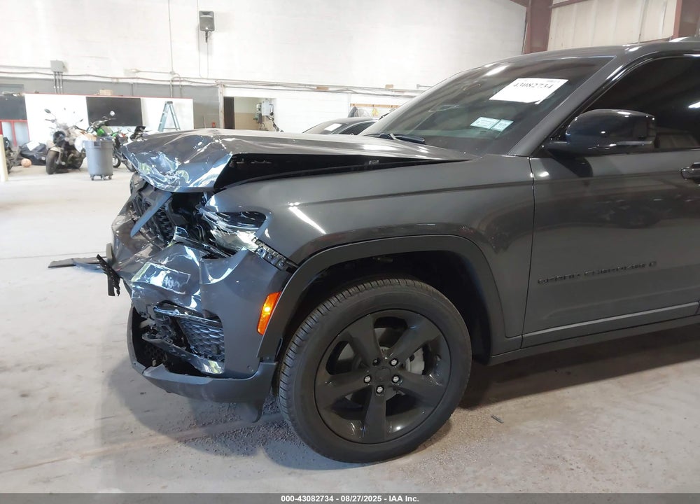2025 JEEP GRAND CHEROKEE VIN: 1C4RJHBG7S8719571
