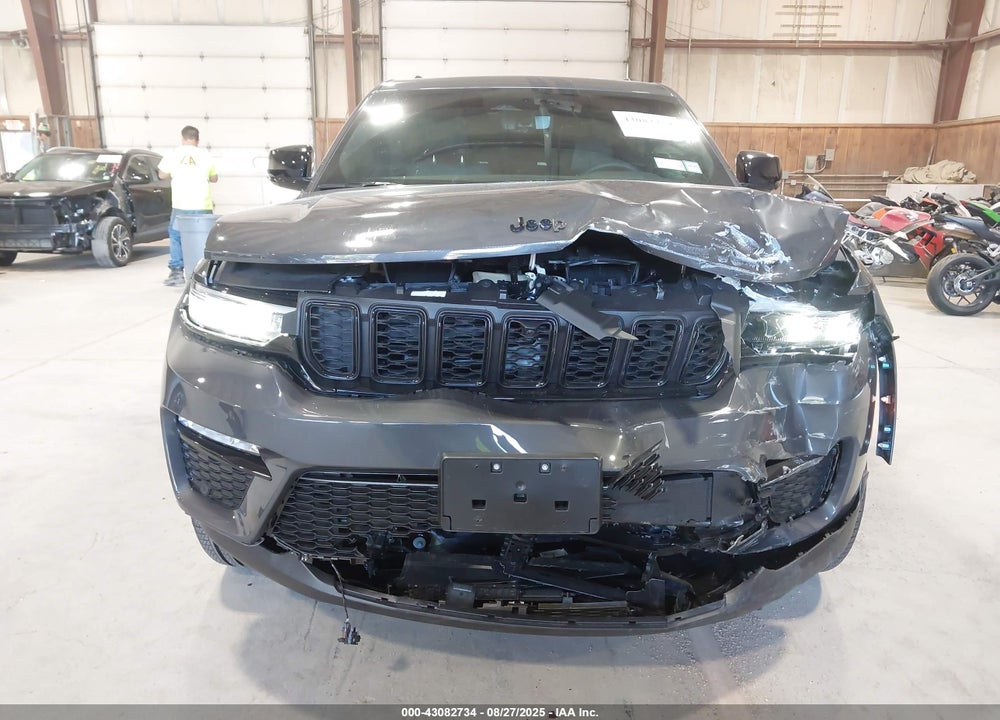 2025 JEEP GRAND CHEROKEE VIN: 1C4RJHBG7S8719571