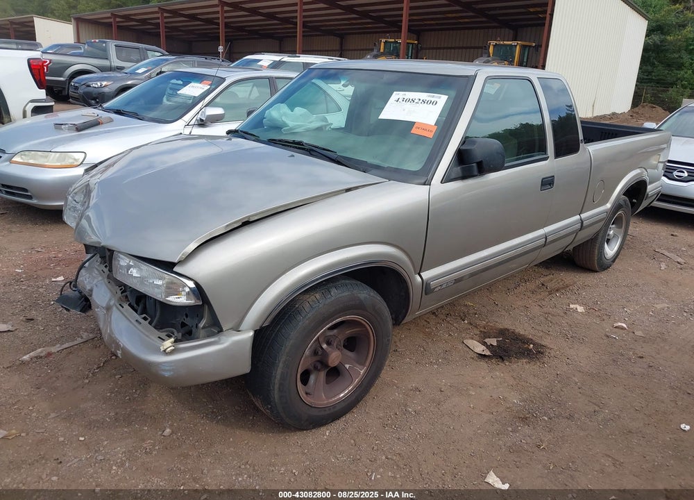 2000 CHEVROLET S-10 LS VIN: 1GCCS19W3YK297057