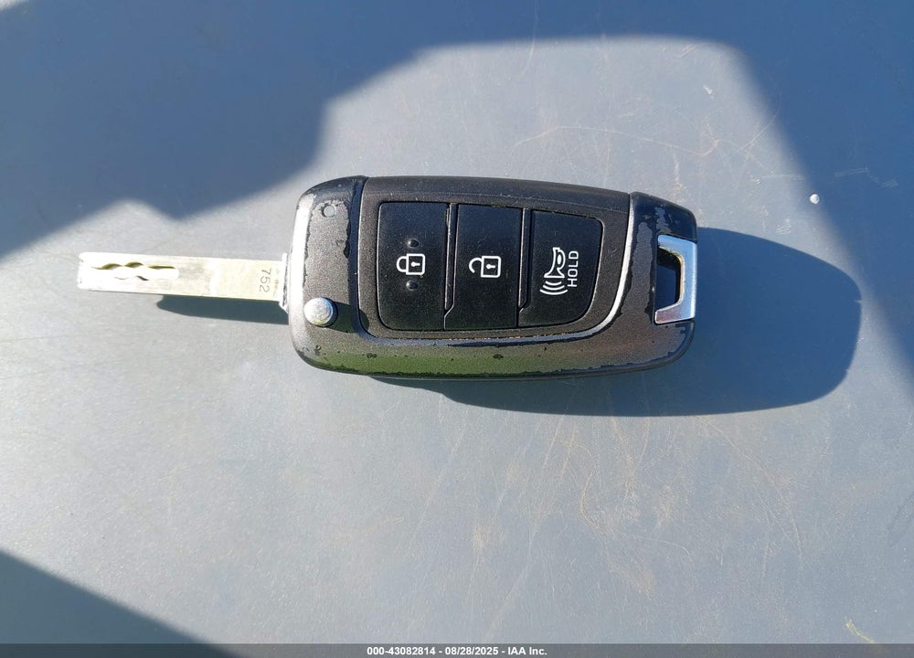2021 HYUNDAI VENUE VIN: KMHRB8A3XMU103767